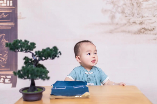 南通宝宝几个月用拉拉裤